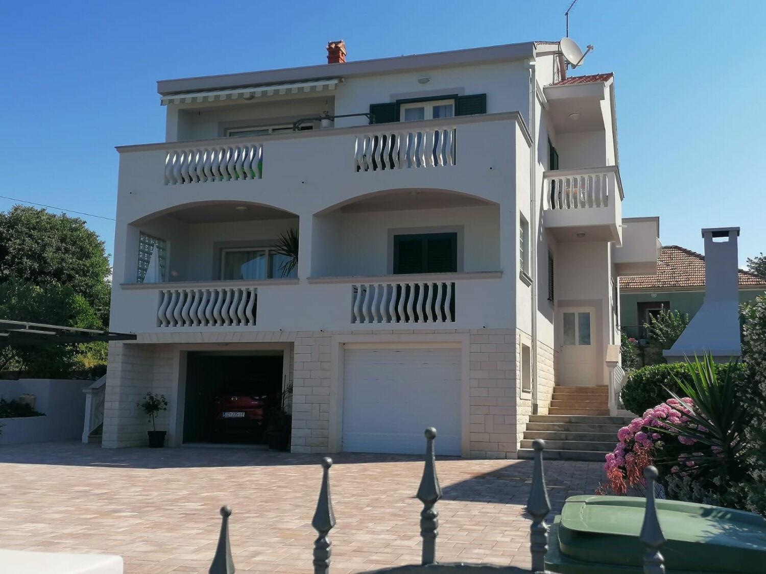 Apartments Petin Zadar Eksteriør bilde